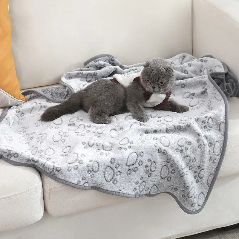 Pet Sleeping Soft Fluffy Blanket